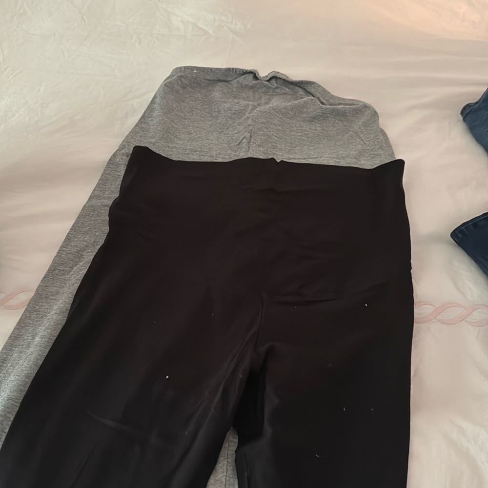 H&M mama 2 pack jersey legging size M. like new
